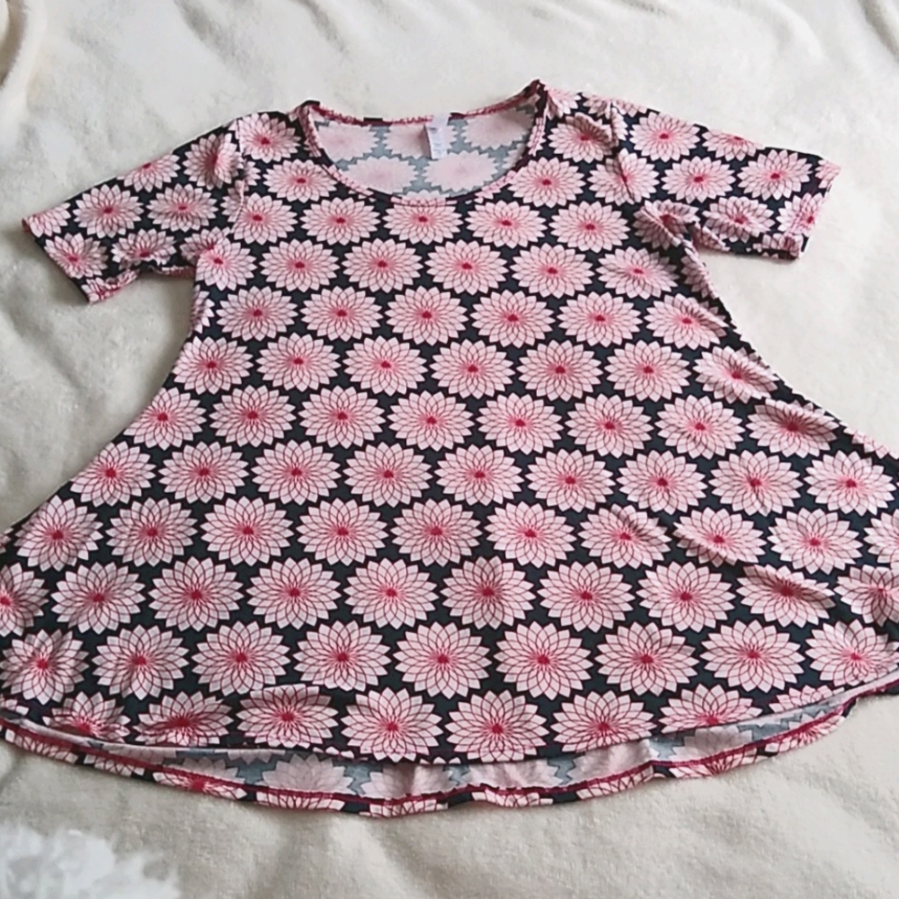 👚 LuLaRoe Shirt